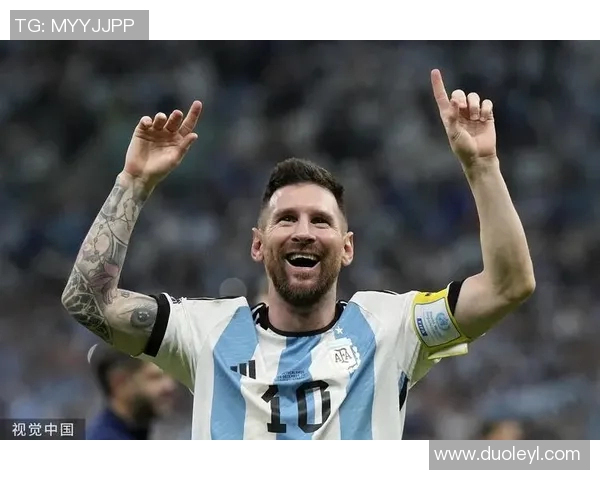 当今世界杯现役足球明星的风采与成就全景解析