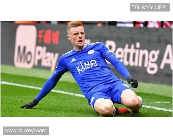 世界著名足球明星大胡子背后的传奇故事与辉煌成就