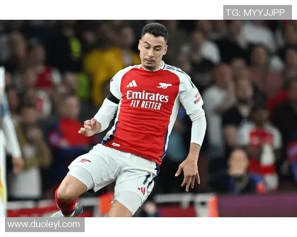 足球明星私下穿搭大揭秘入场视频引发球迷热议